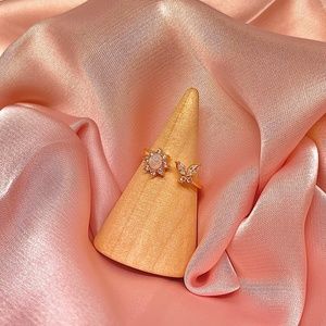 High Quality Butterfly & Sunflower Ring